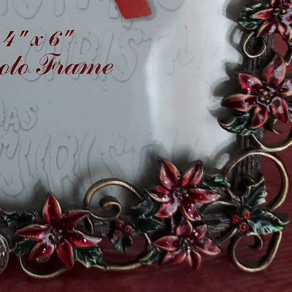 S-Sunflower Designs Metal Silver Tone/Enameled Christmas 4" x 6" Photo Frame - Picture 5 of 11